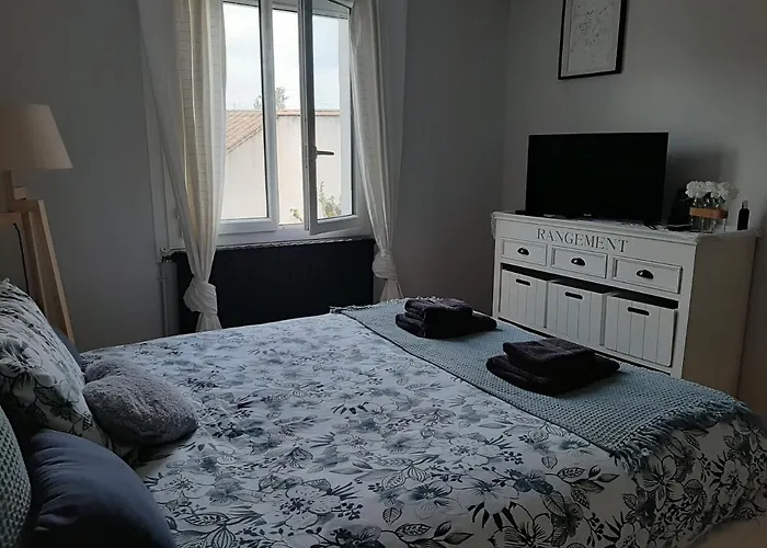 Double Dans Maison Chaleureuse Et Familiale Alojamento de Acomodação e Pequeno-almoço